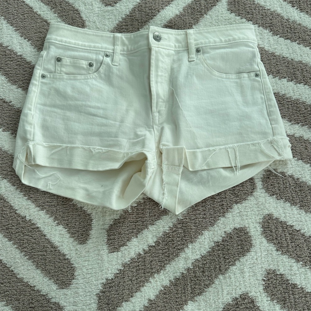 GAP Cream Rolled-Hem Denim Shorts
